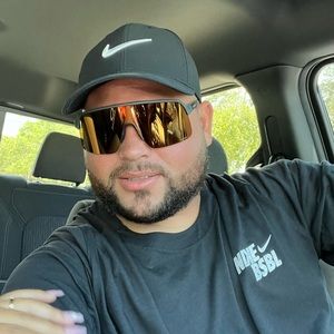 Meet your Posher, Rolando